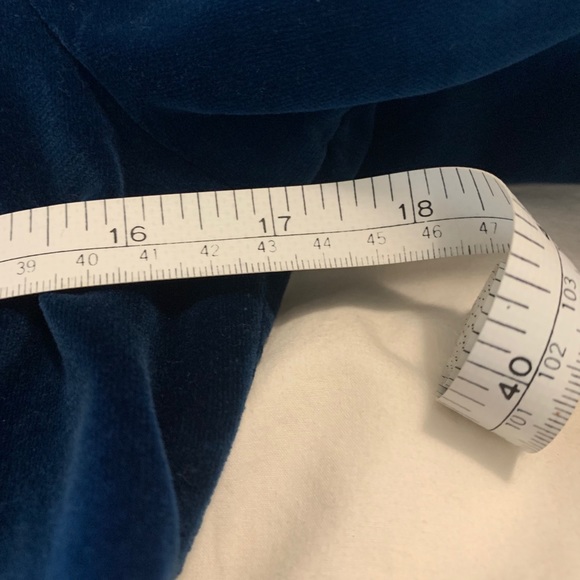 GORGEOUS VINTAGE VELVET BLAZER - Picture 8 of 10